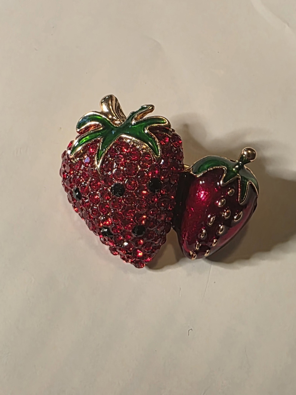 Red Strawberry Crystal Brooch - Women Accessories
